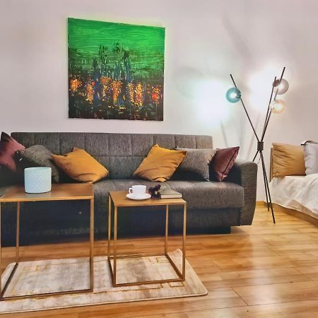 Lovely Ultracentral Apartment With Parking Cluj-Napoca Luaran gambar
