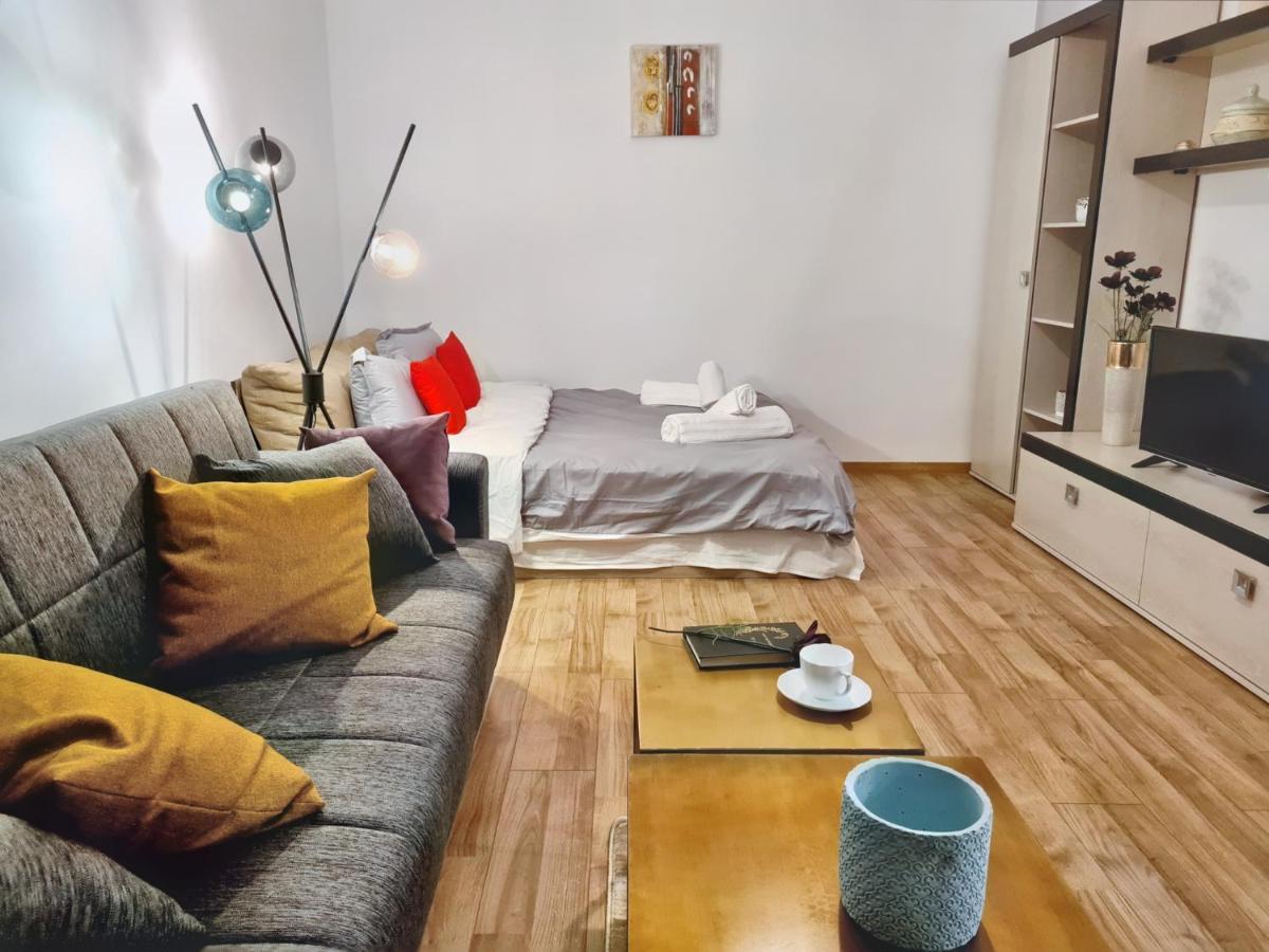 Lovely Ultracentral Apartment With Parking Cluj-Napoca Luaran gambar