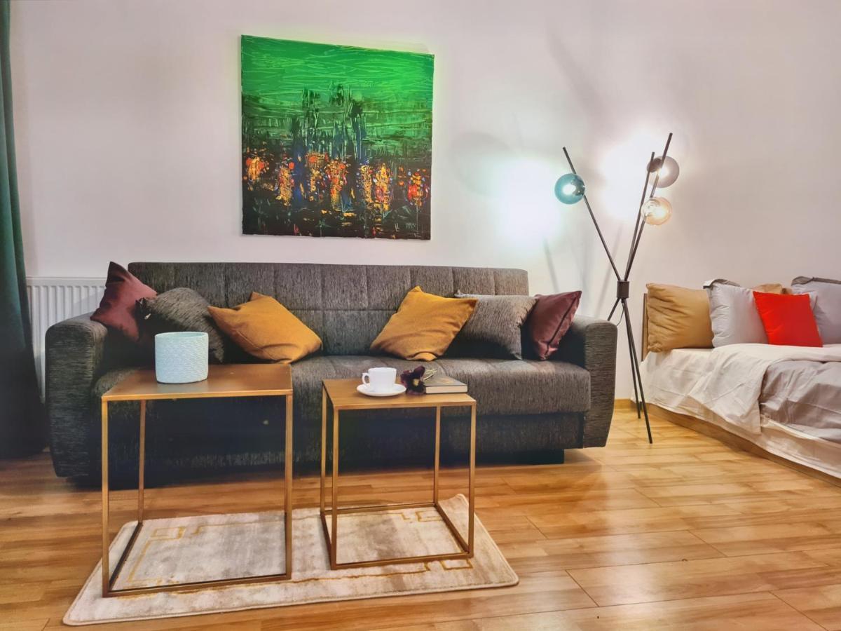Lovely Ultracentral Apartment With Parking Cluj-Napoca Luaran gambar