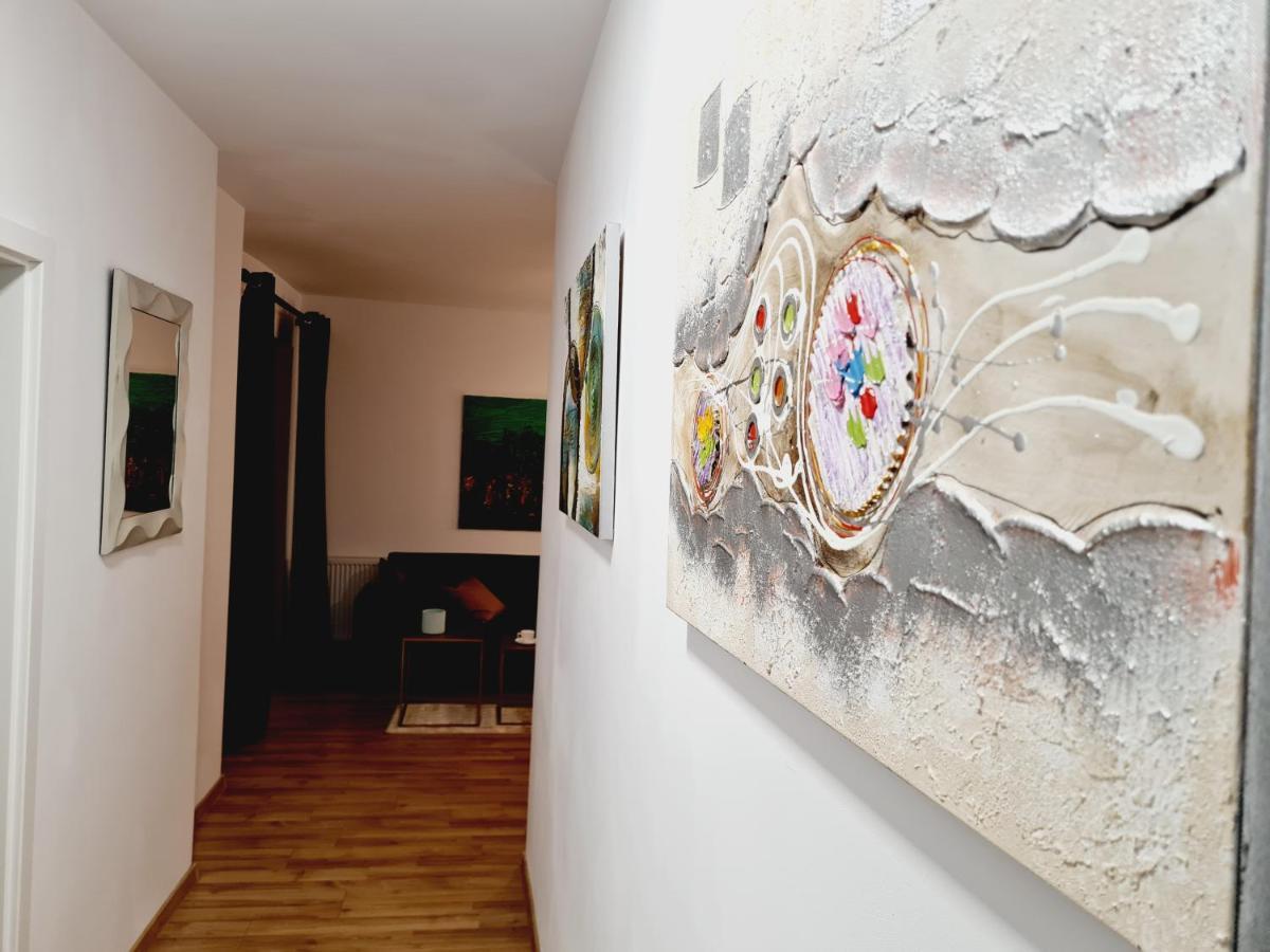 Lovely Ultracentral Apartment With Parking Cluj-Napoca Luaran gambar