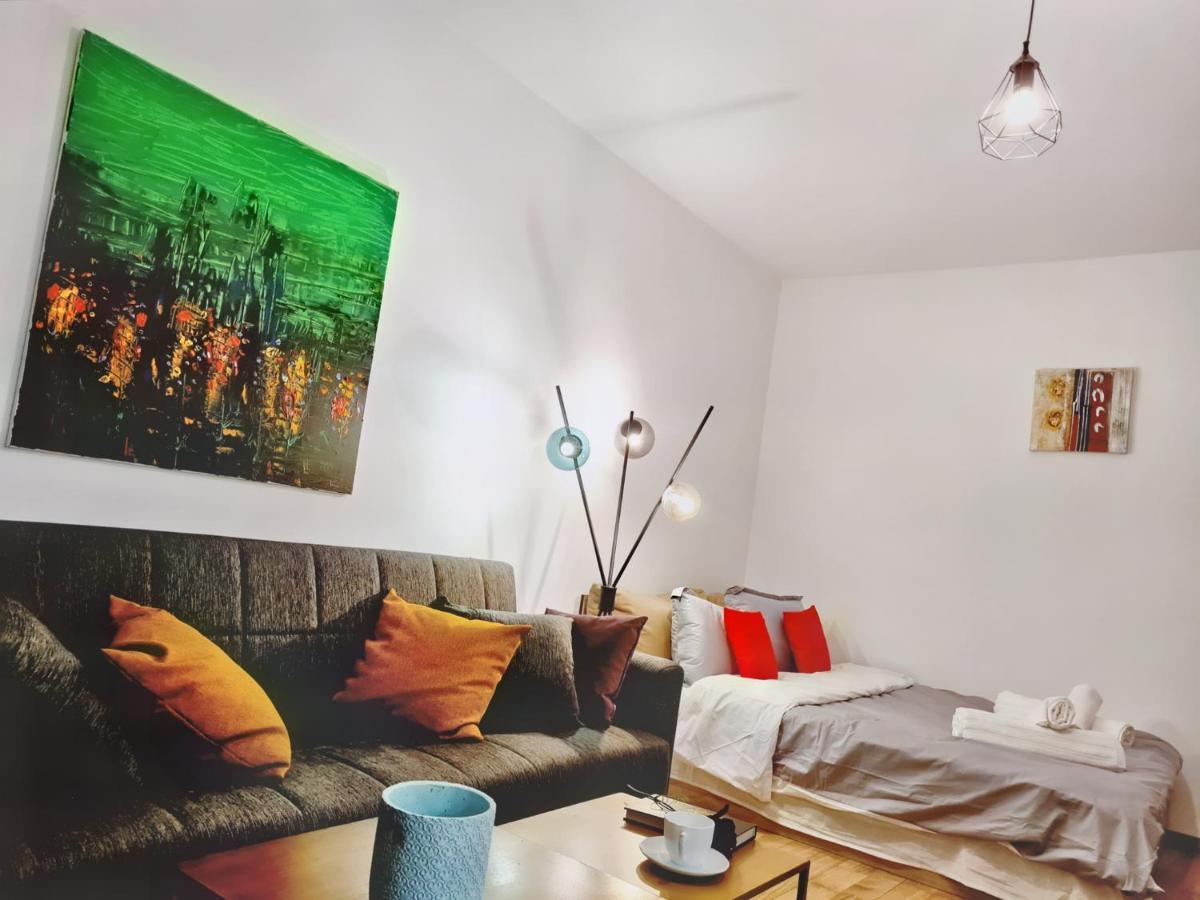 Lovely Ultracentral Apartment With Parking Cluj-Napoca Luaran gambar